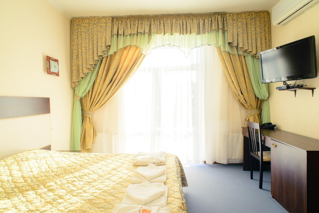 Petrovskyi Brovar Brovary Habitación foto