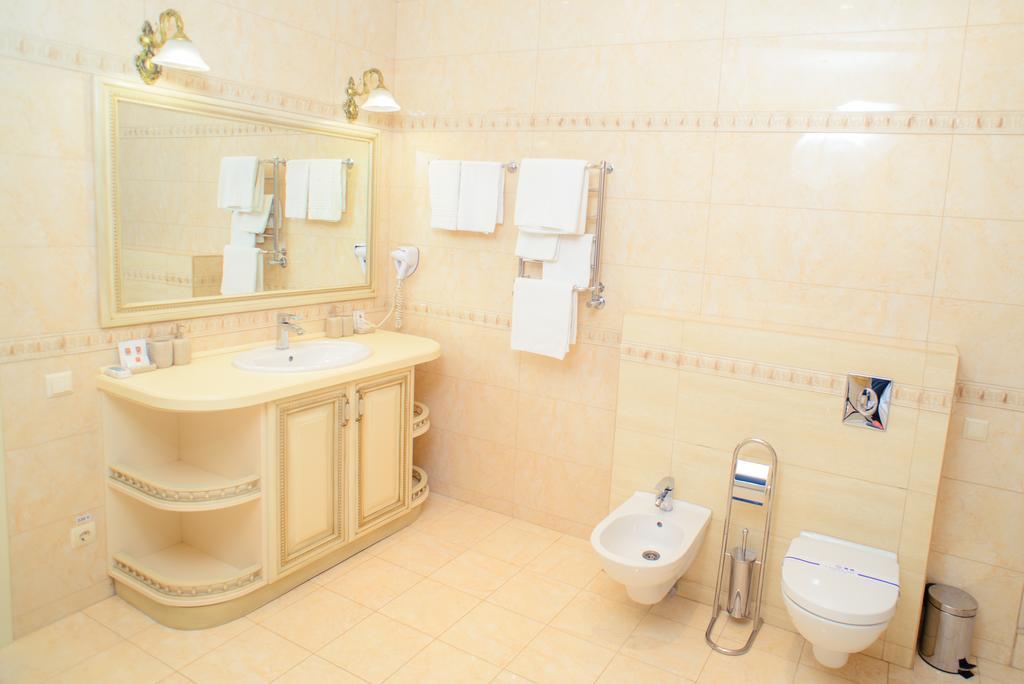 Petrovskyi Brovar Brovary Habitación foto